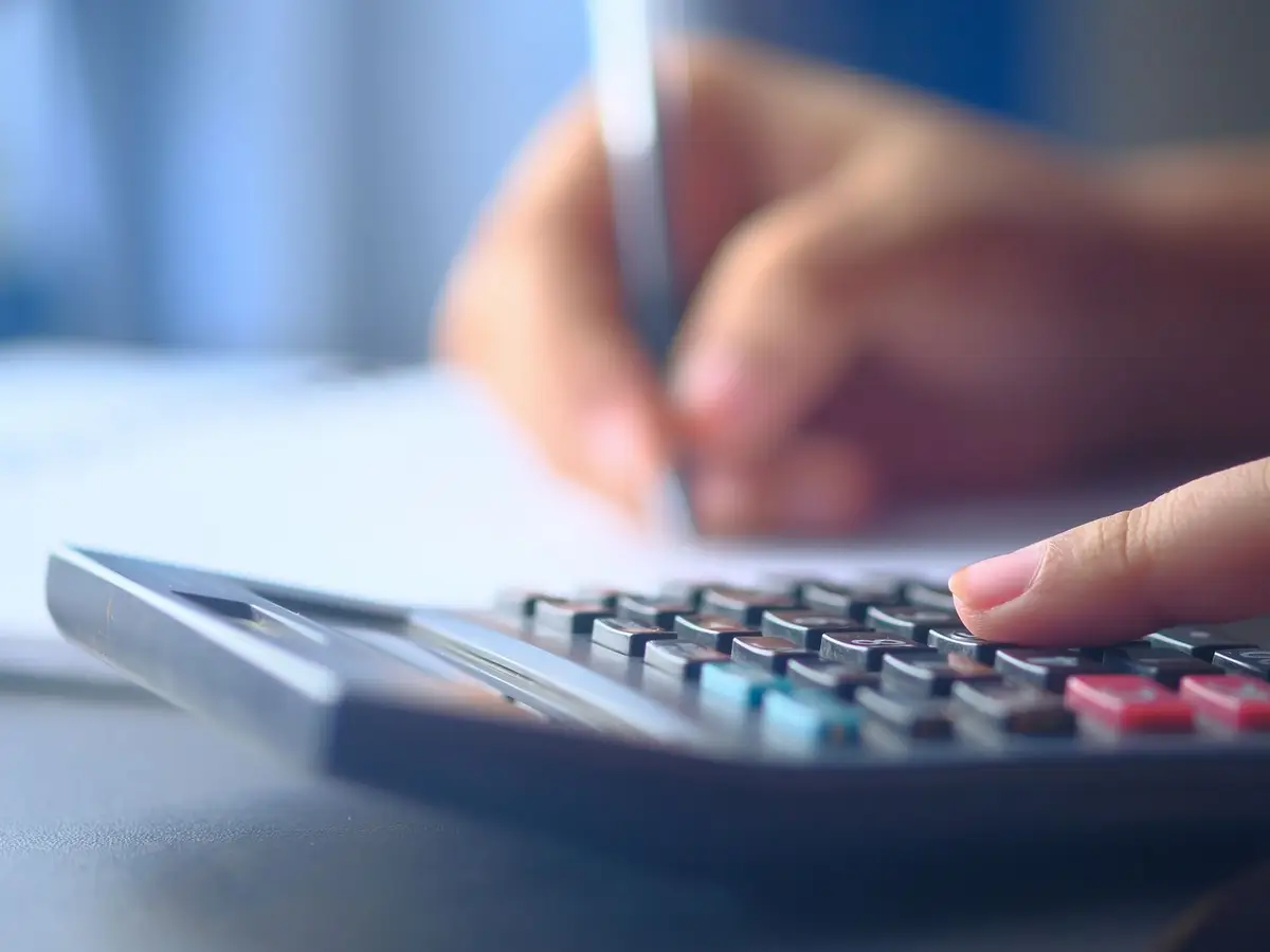 Planning a transport budget with a calculator